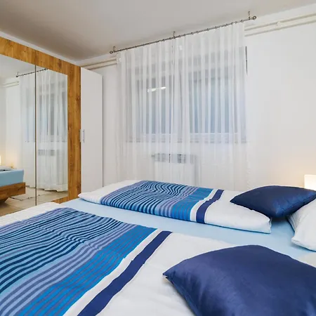 Apartament Ivy *