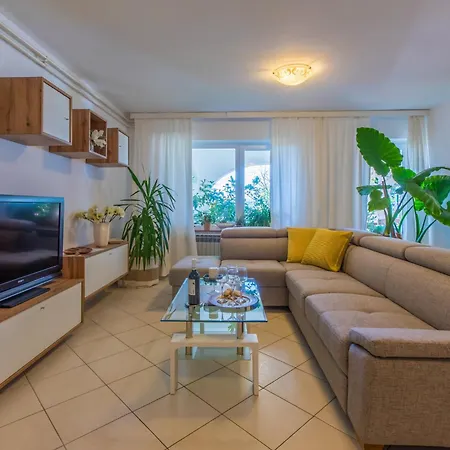 Apartment Ivy Crikvenica